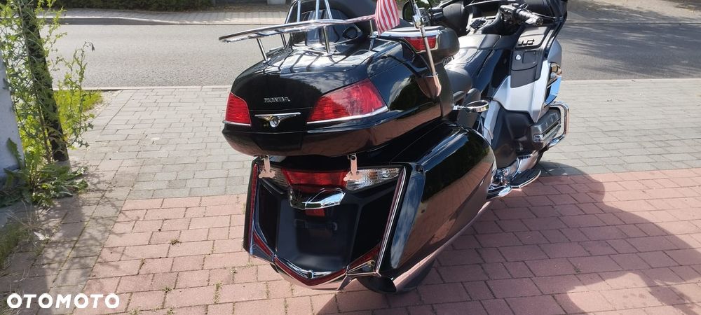 Honda GL - 11