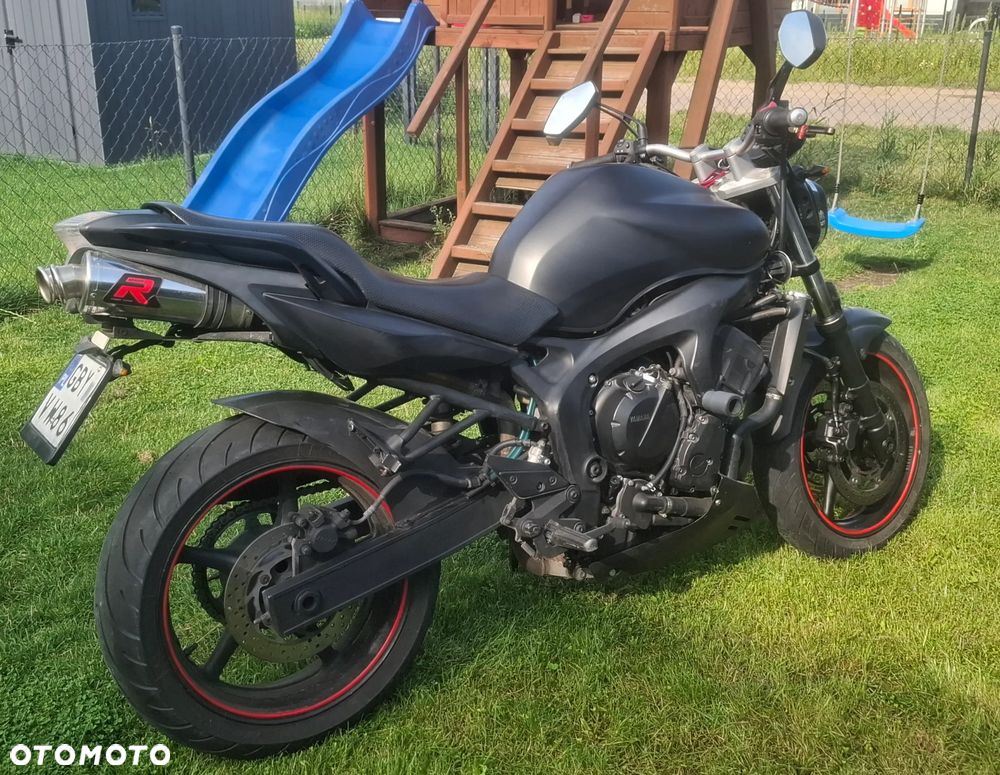Yamaha FZ6 - 3