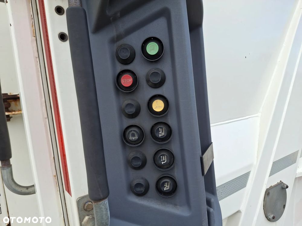 Mercedes-Benz Econic 2630 Śmieciarka Euro 6 FAUN Variopress 522 Zoeller 22m3 System MOBA Waga 3 Osie Tylna Oś Skrętna Zawieszenie Pneumatyczne Centralne Smarowanie Zabudowy - 11