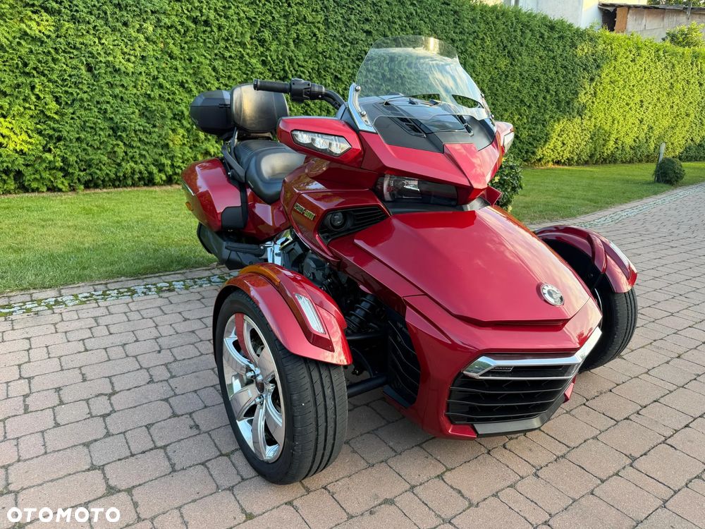 Can-Am Spyder - 1