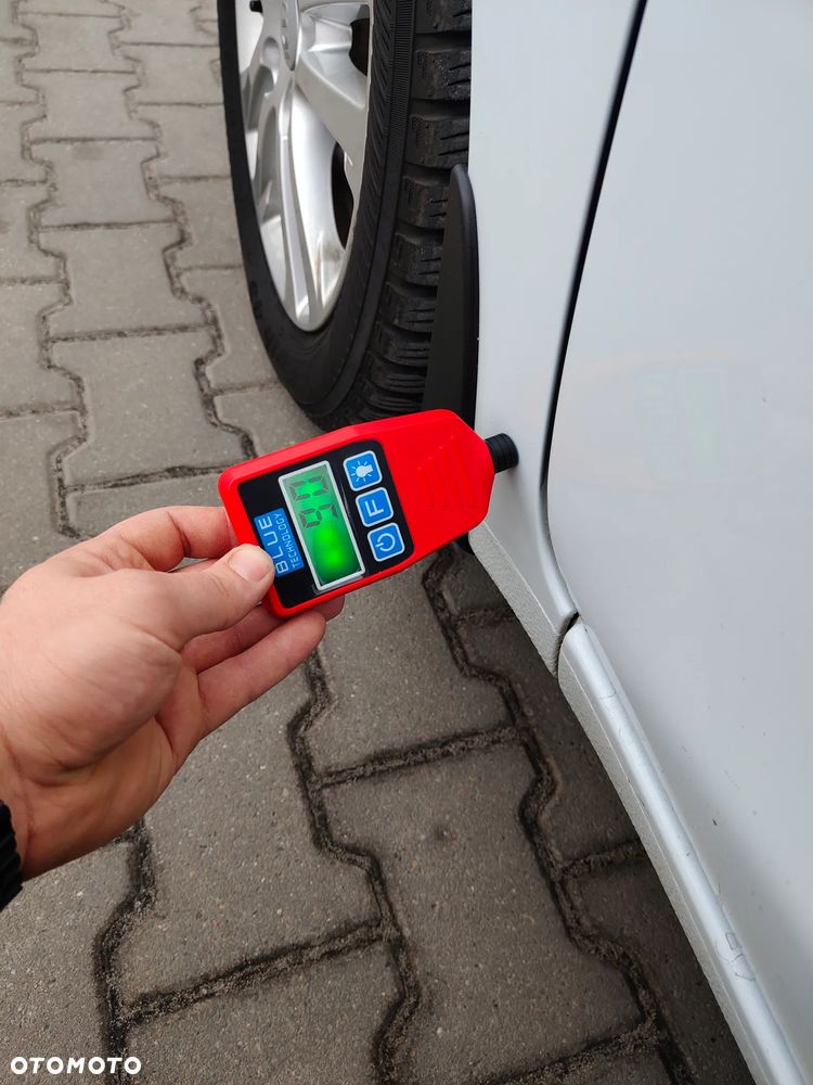 Kia Ceed - 14