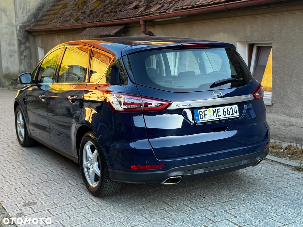 Ford S-Max 2.0 TDCi Titanium - 4