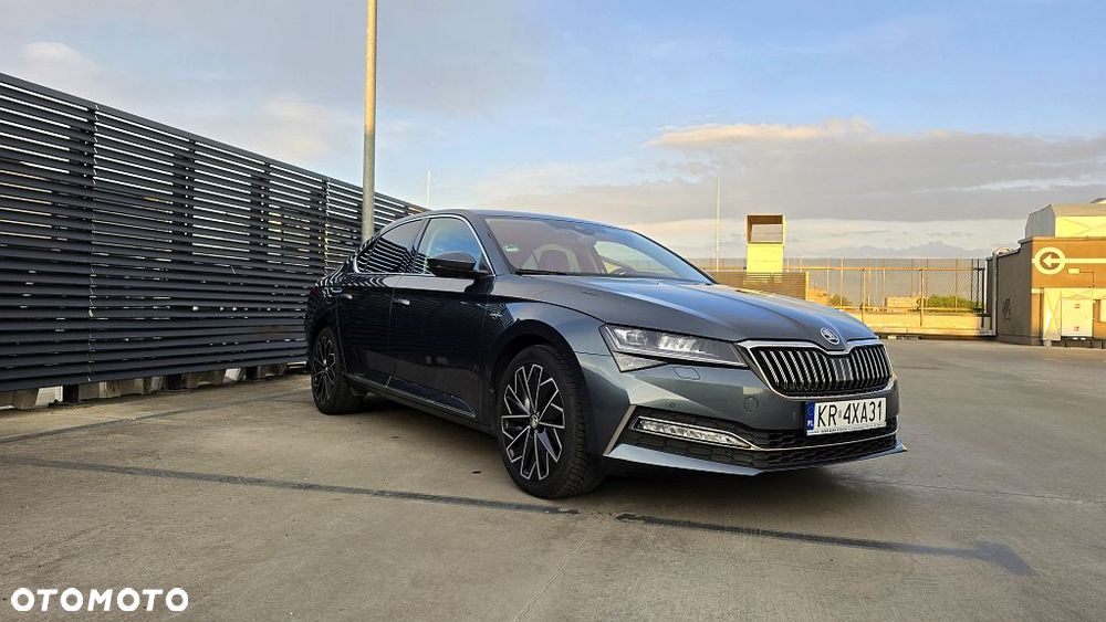 Skoda Superb 2.0 TDI SCR L&K DSG - 11