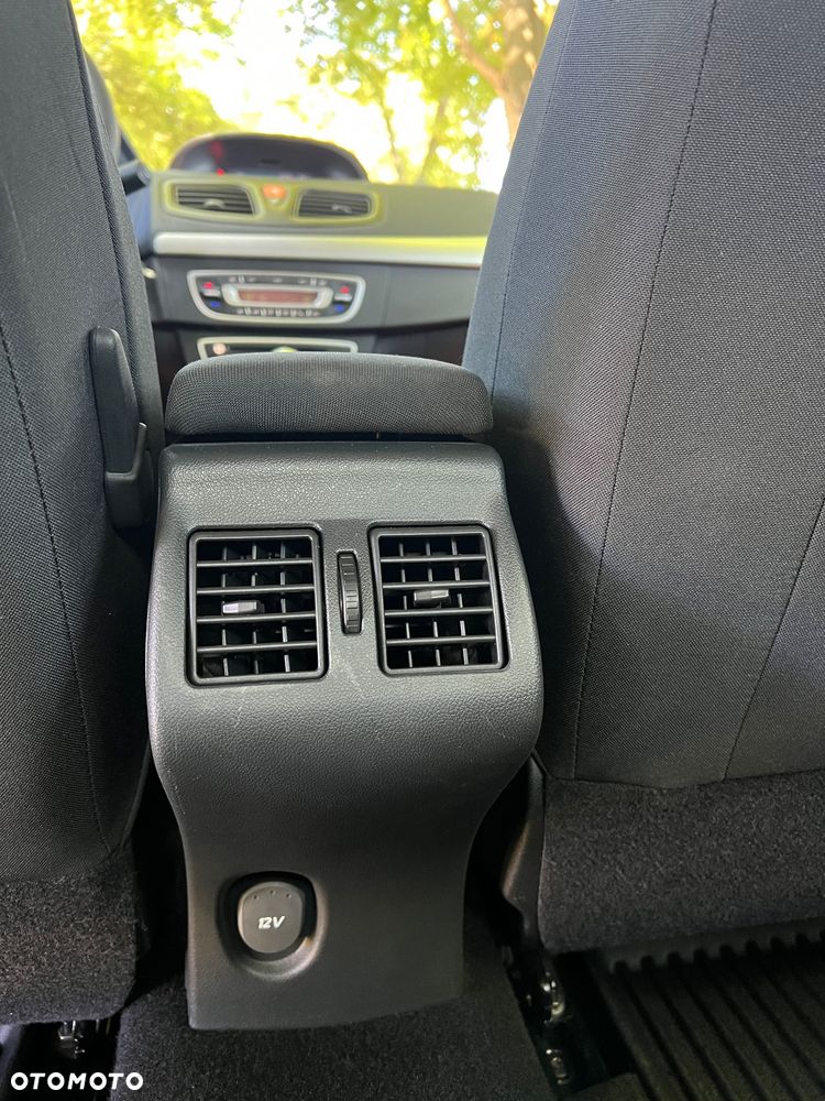 Renault Fluence 1.6 16V Expression - 22