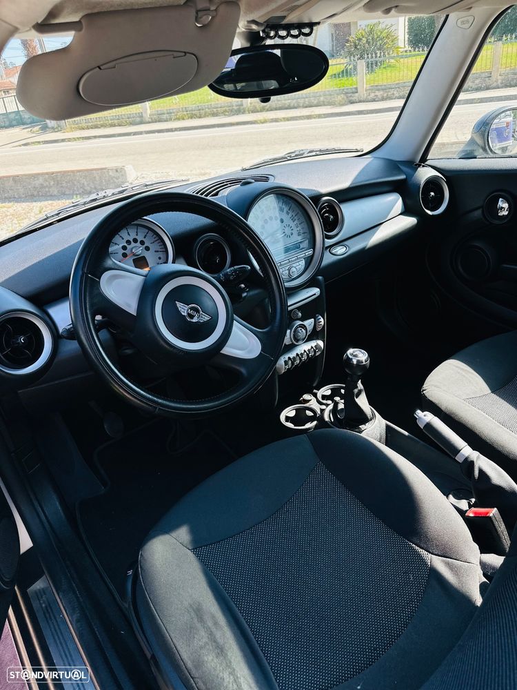 MINI 3 Portas Cooper - 13