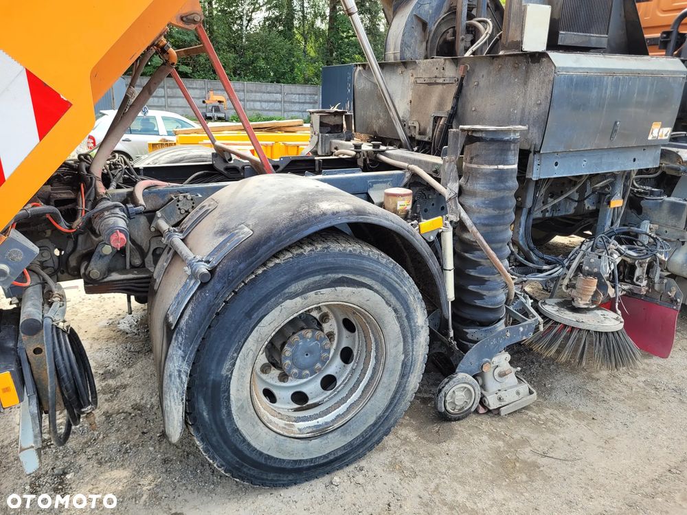 Mercedes-Benz AXOR Zamiatarka drogowa Johnston, Kupper Weisser - 7