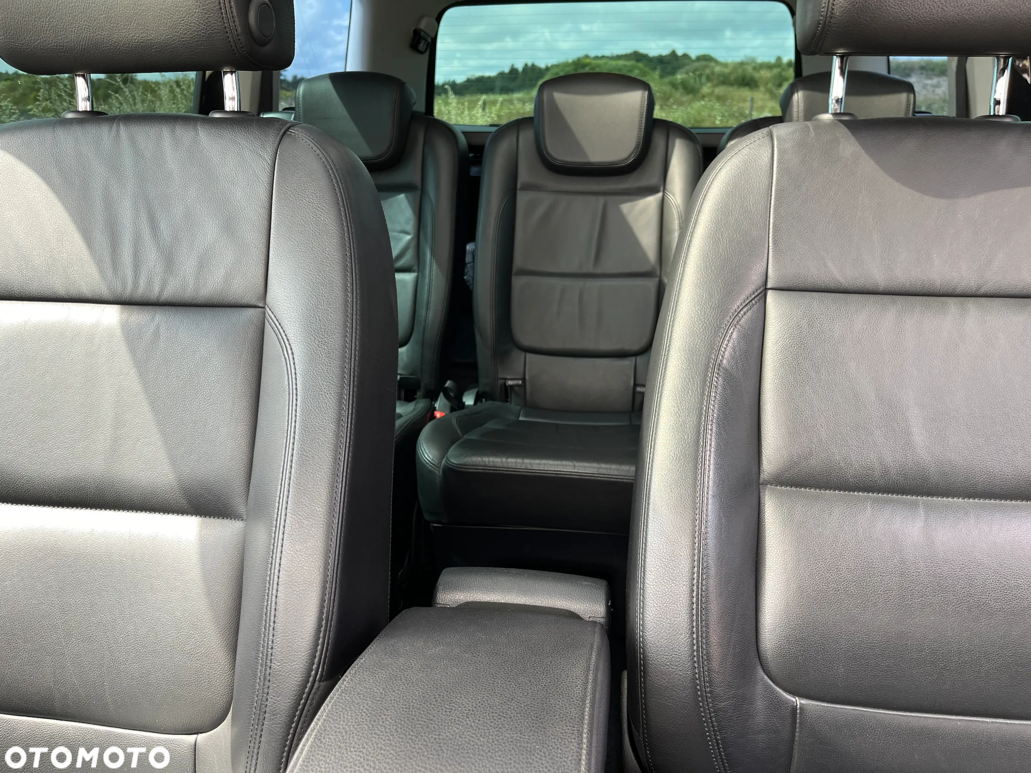 Volkswagen Sharan 2.0 TDI DSG Blue Motion Comfortline - 16