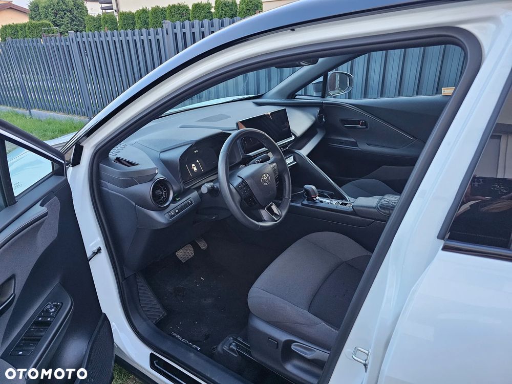 Toyota C-HR - 5