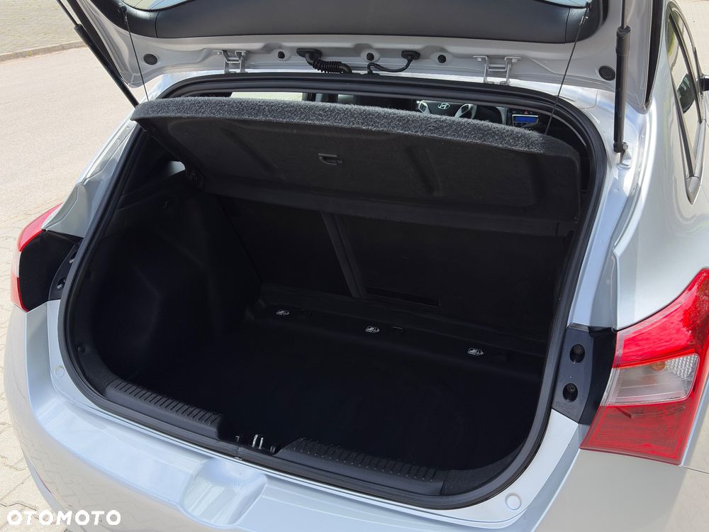Hyundai i30 1.6 Style - 34