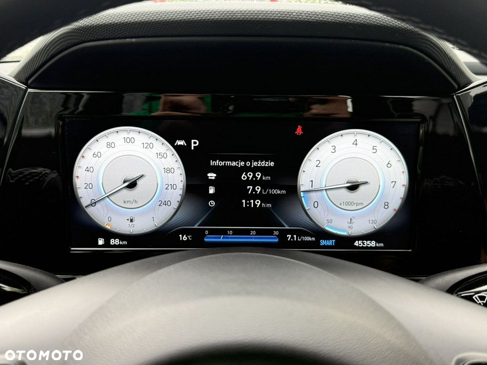 Hyundai Elantra 1.6 Smart CVT - 24