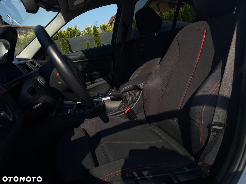 BMW Seria 3 320d - 16