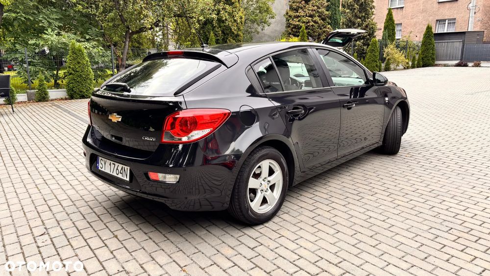 Chevrolet Cruze 1.8 LT - 8