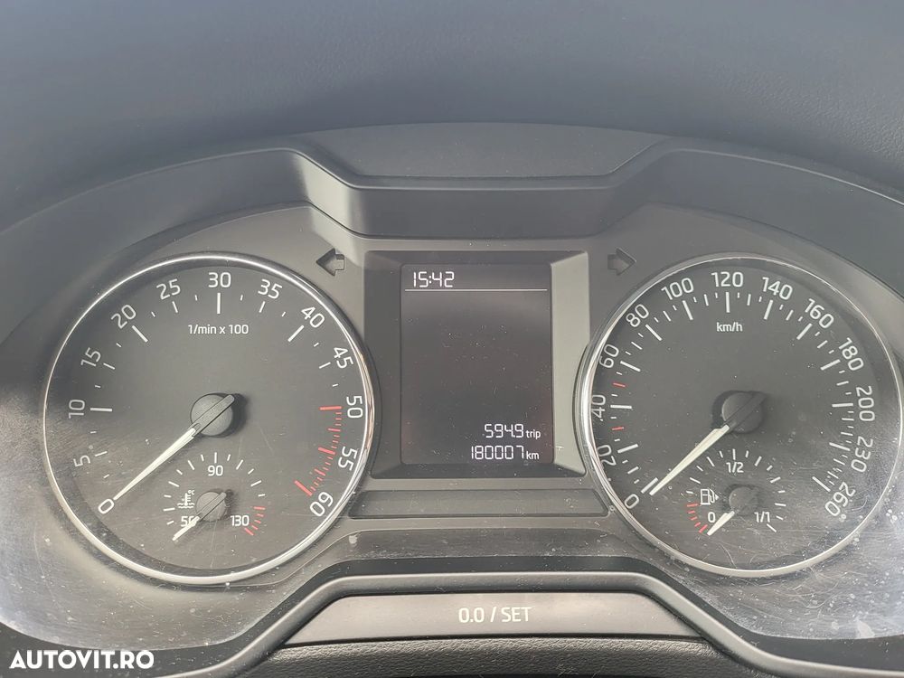 Skoda Octavia 1.6 TDI Active - 16