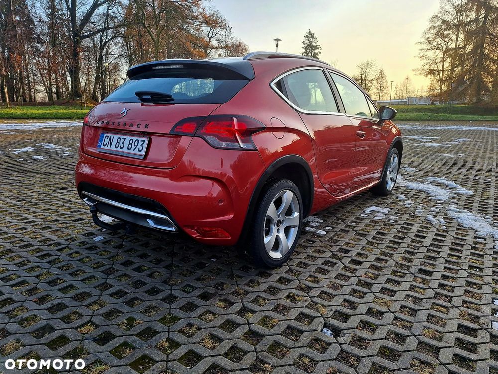 Citroën DS4 1.6 e-HDi SoChic MCP - 3