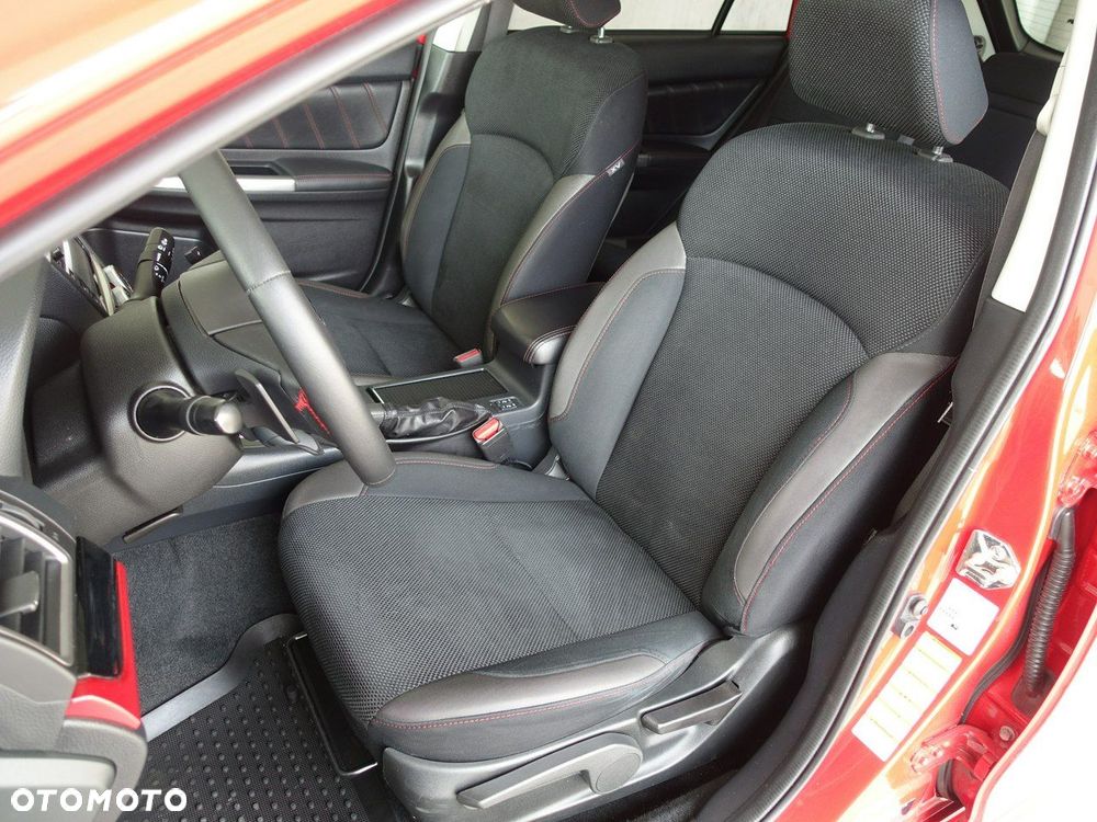 Subaru XV 2.0i Lineartronic Edition Pure Red - 14