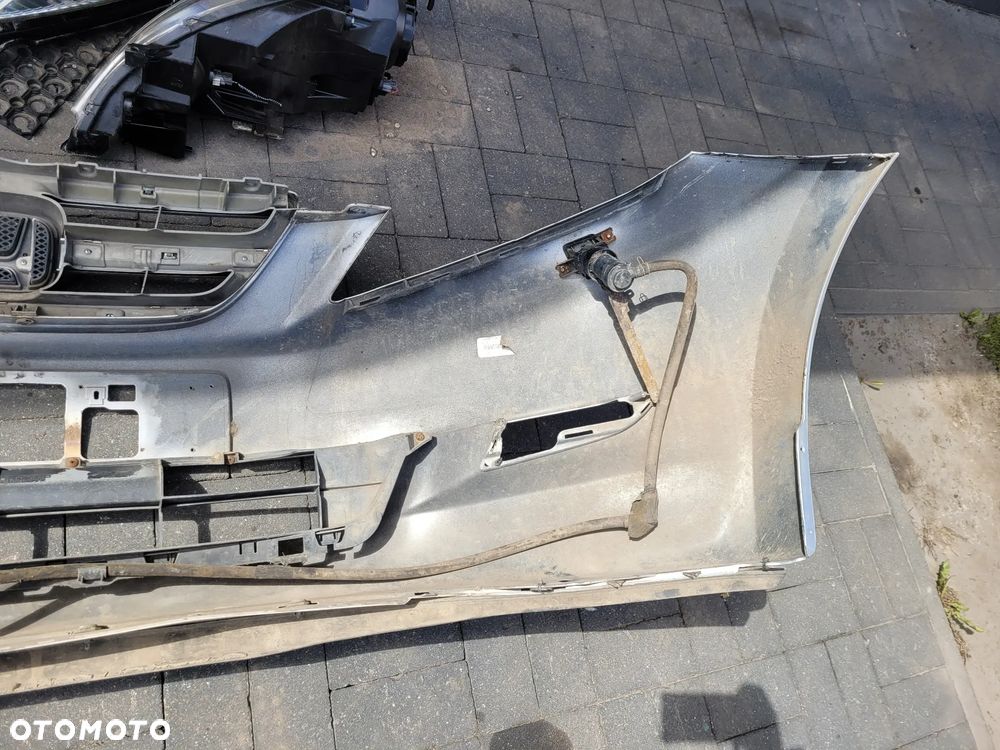 Honda FR-V 2006r Zderzak przod spryskiwacze NH700M - 13