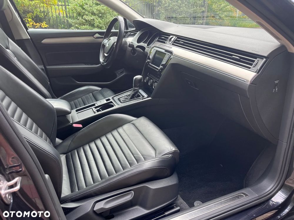 Volkswagen Passat 1.6 TDI (BlueMotion Technology) DSG Comfortline - 19