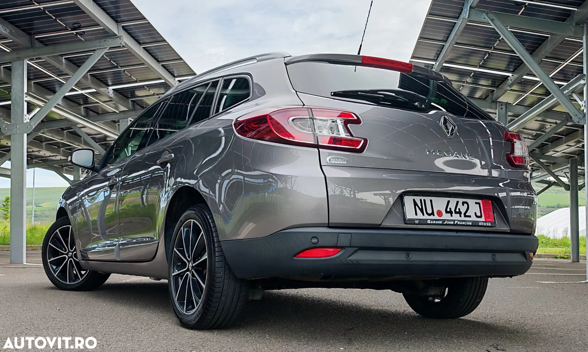 Renault Megane ENERGY dCi 130 BOSE EDITION - 14