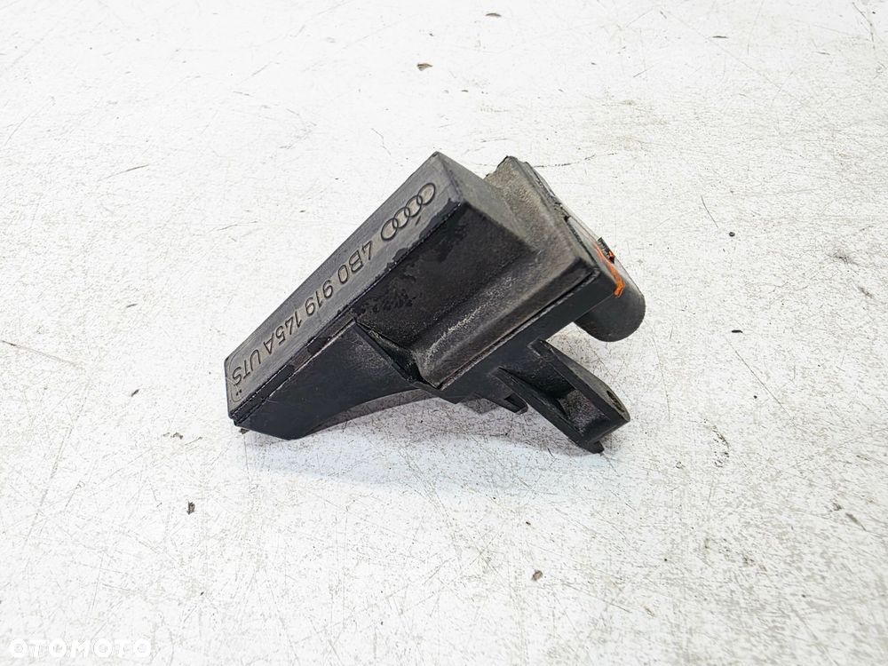 WZMACNIACZ ANTENOWY ODBIORNIK ZEGARA AUDI 4B0919145A - 3