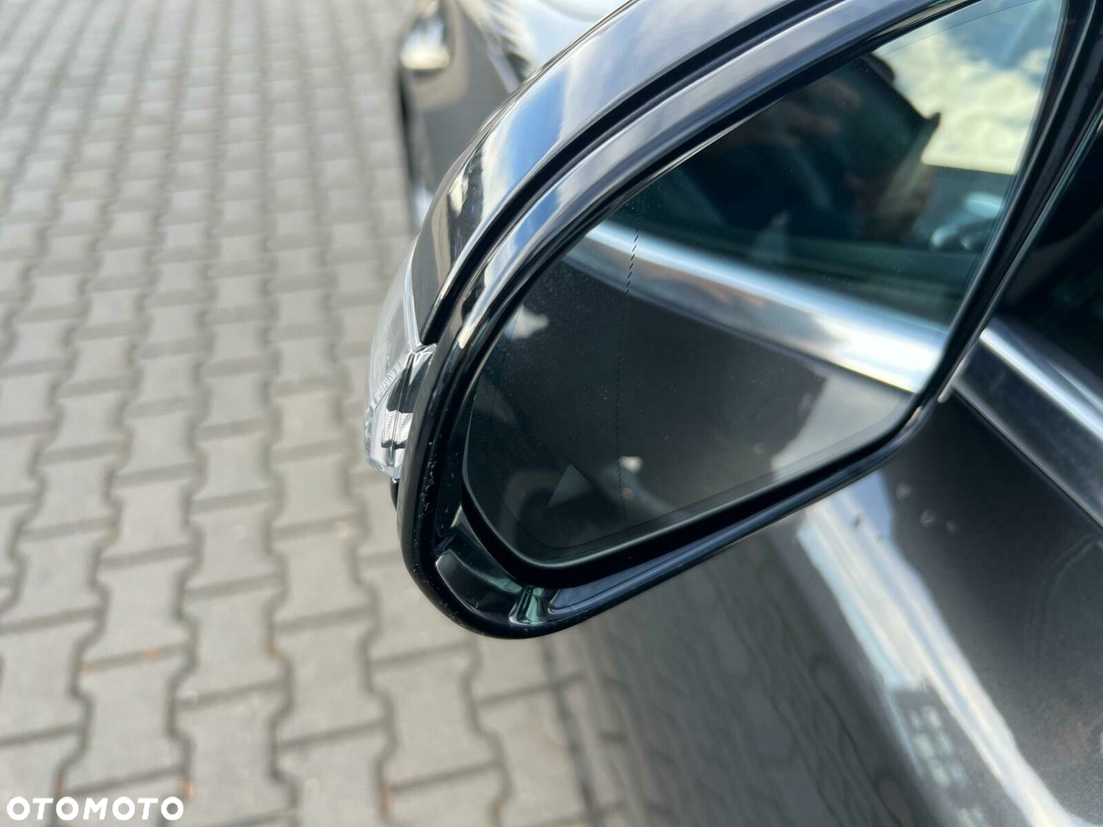 Mercedes-Benz Klasa E 220 d 4-Matic AMG - 15