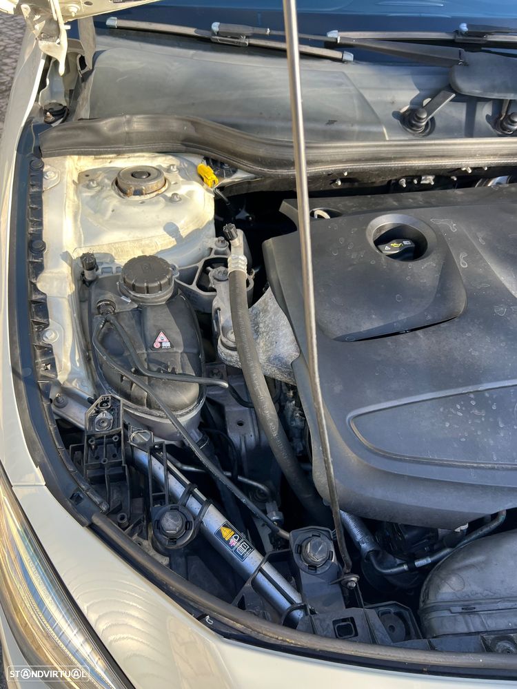 Mercedes-Benz CLA 200 - 21