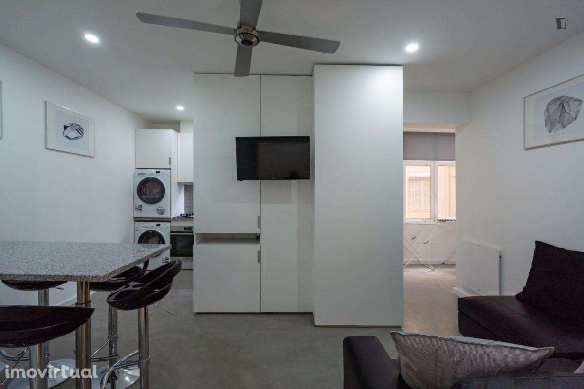 Quarto - localizado em Saldanha Lisbon - Grande imagem: 4/12