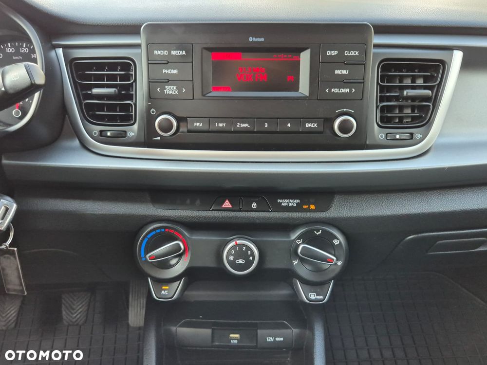 Kia Rio 1.2 L - 34