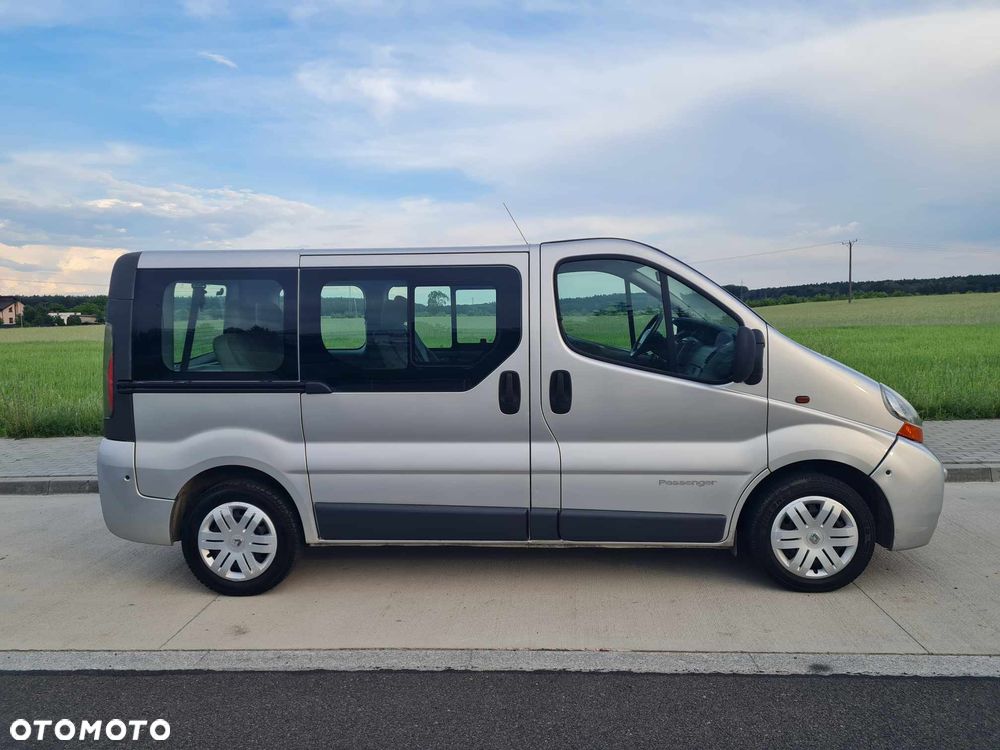 Renault Trafic Passenger Expression - 7