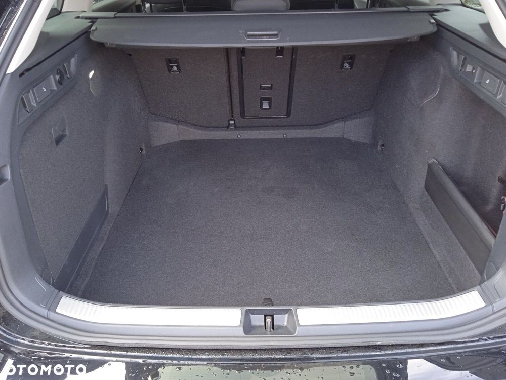 Skoda Superb 2.0 TDI SCR 4x4 L&K DSG - 17