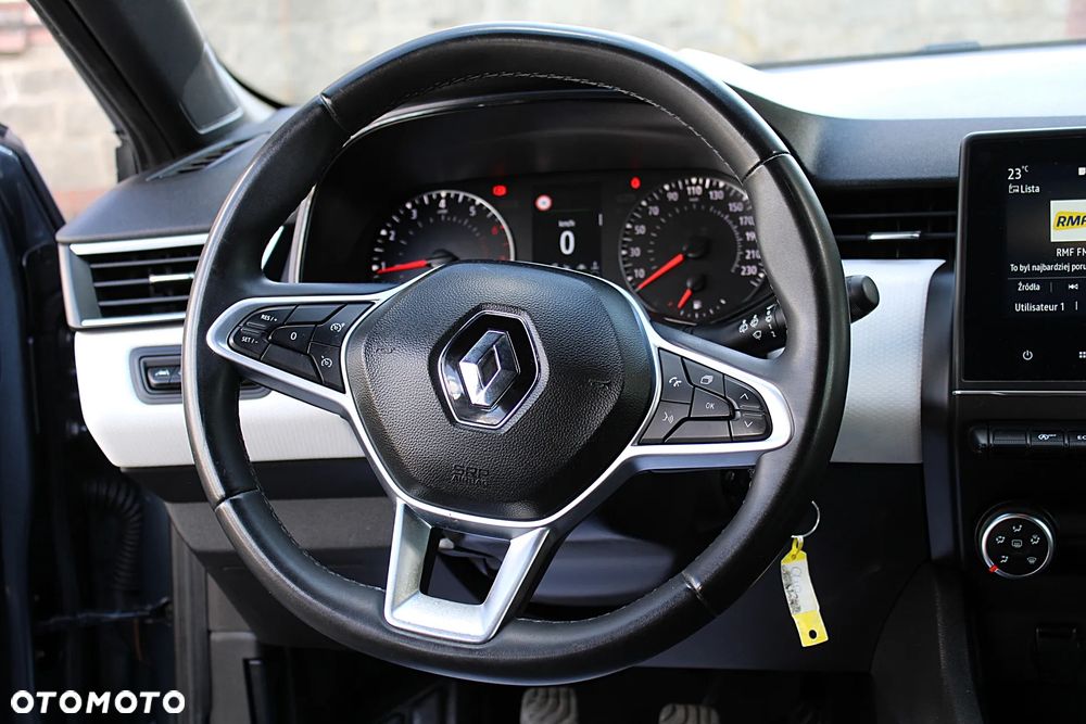 Renault Clio - 18