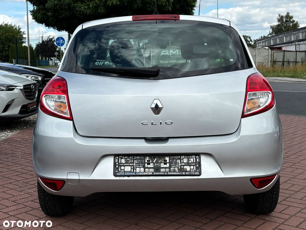Renault Clio 1.2 16V 75 Dynamique - 8