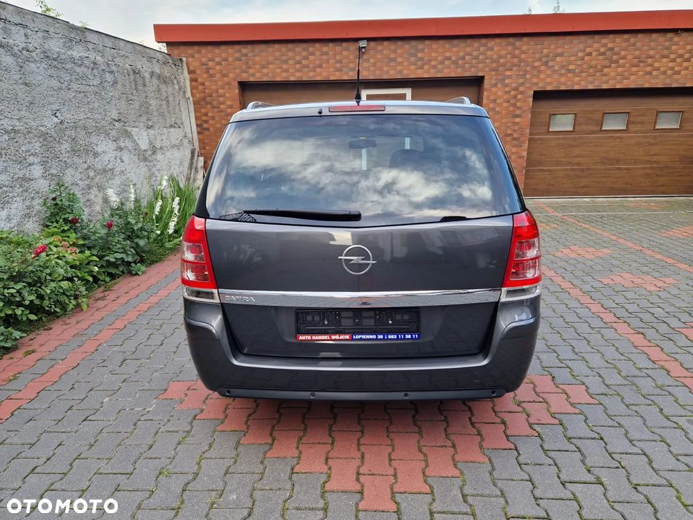 Opel Zafira 1.8 Cosmo Easytronic - 7