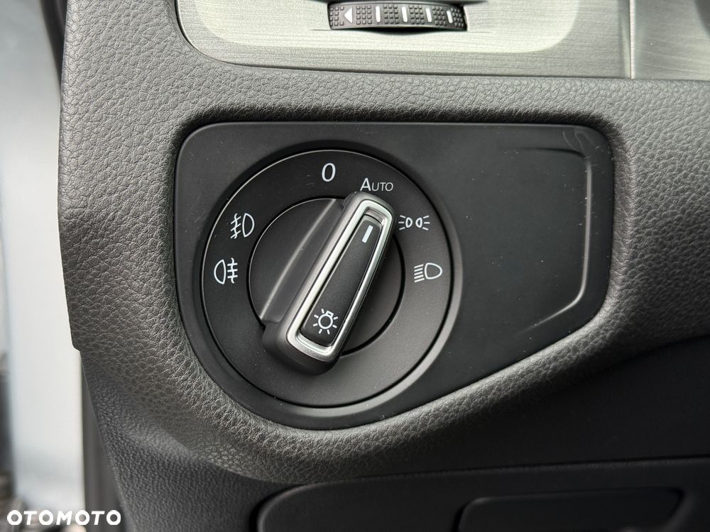 Volkswagen Golf - 15