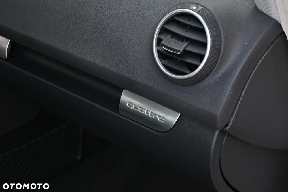 Audi A3 Sportback 2.0 TDI DPF quattro Attraction - 34