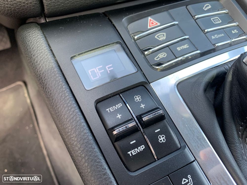 Porsche Macan S - 32