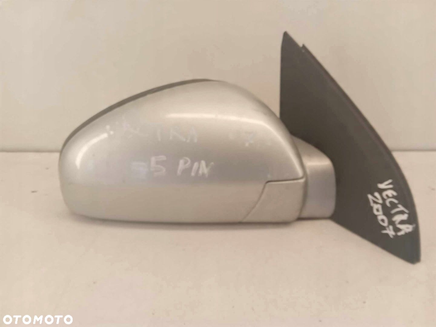 LUSTERKO PRAWE OPEL VECTRA C 02-05 5 PIN - 1