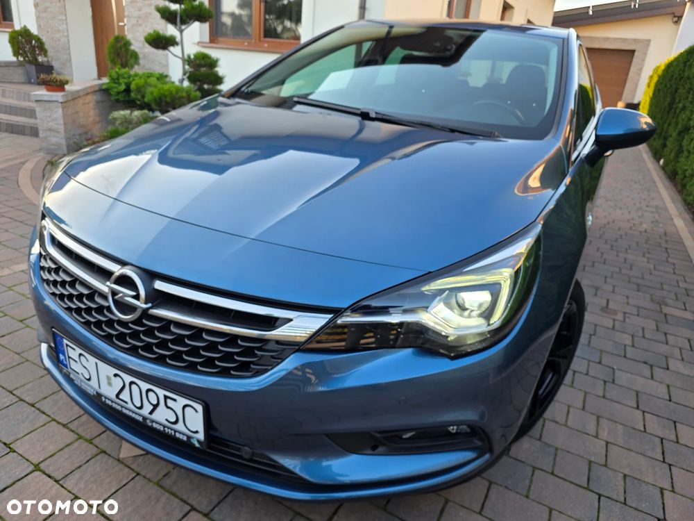 Opel Astra 2017 photo 2