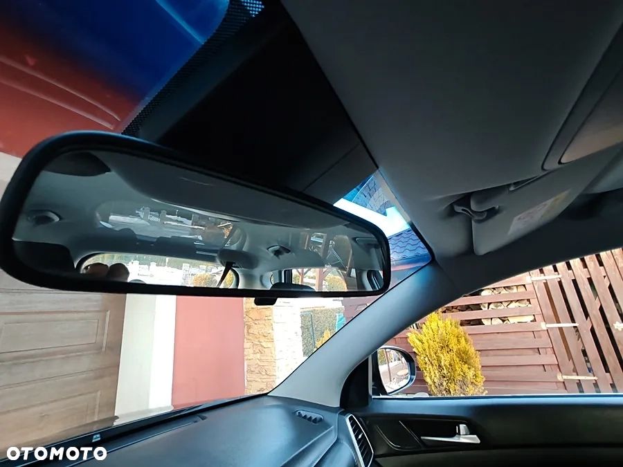 Hyundai Tucson 1.6 GDi 2WD Select - 28