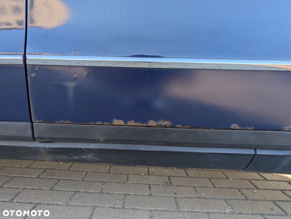 Volkswagen Passat 1.9 TDI Comfortline - 11