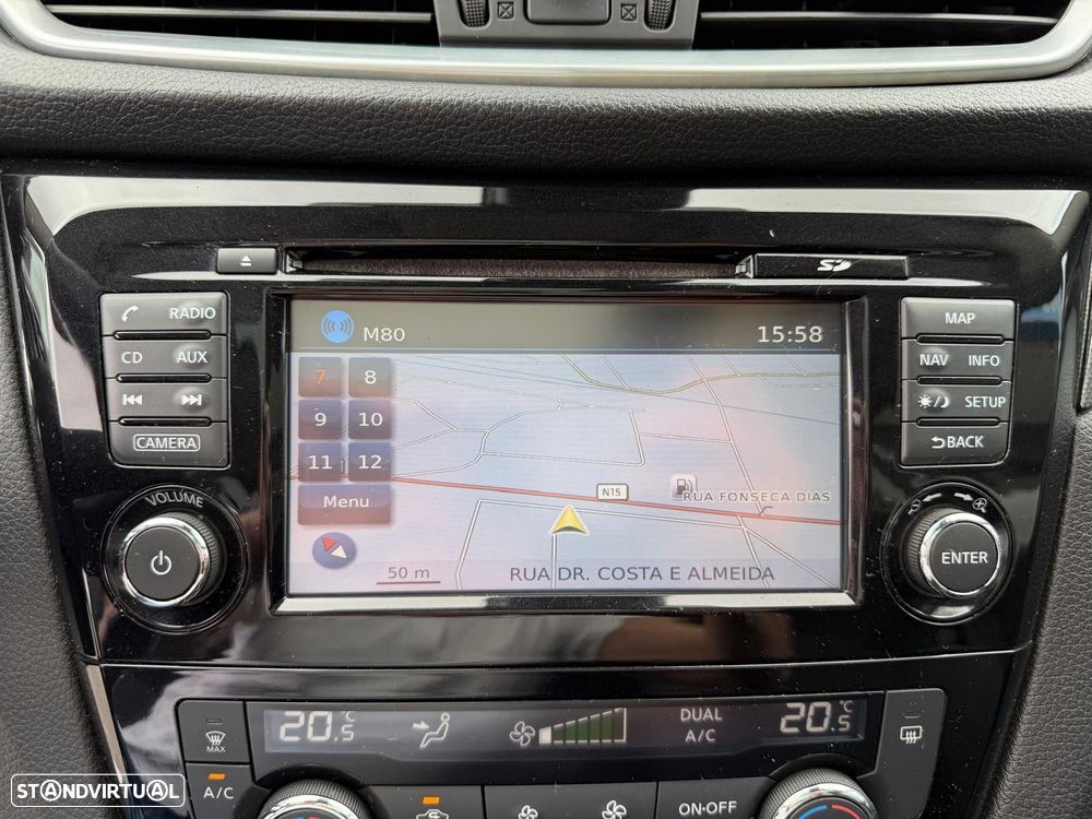 Nissan Qashqai 1.5 dCi N-Connecta J18 - 26