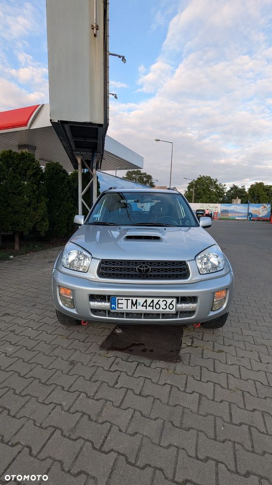 Toyota RAV4 2.0 D-4D 4x4 - 6
