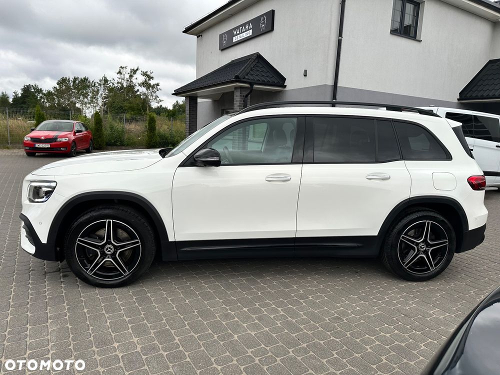 Mercedes-Benz GLB 250 4-Matic AMG Line 8G-DCT - 3