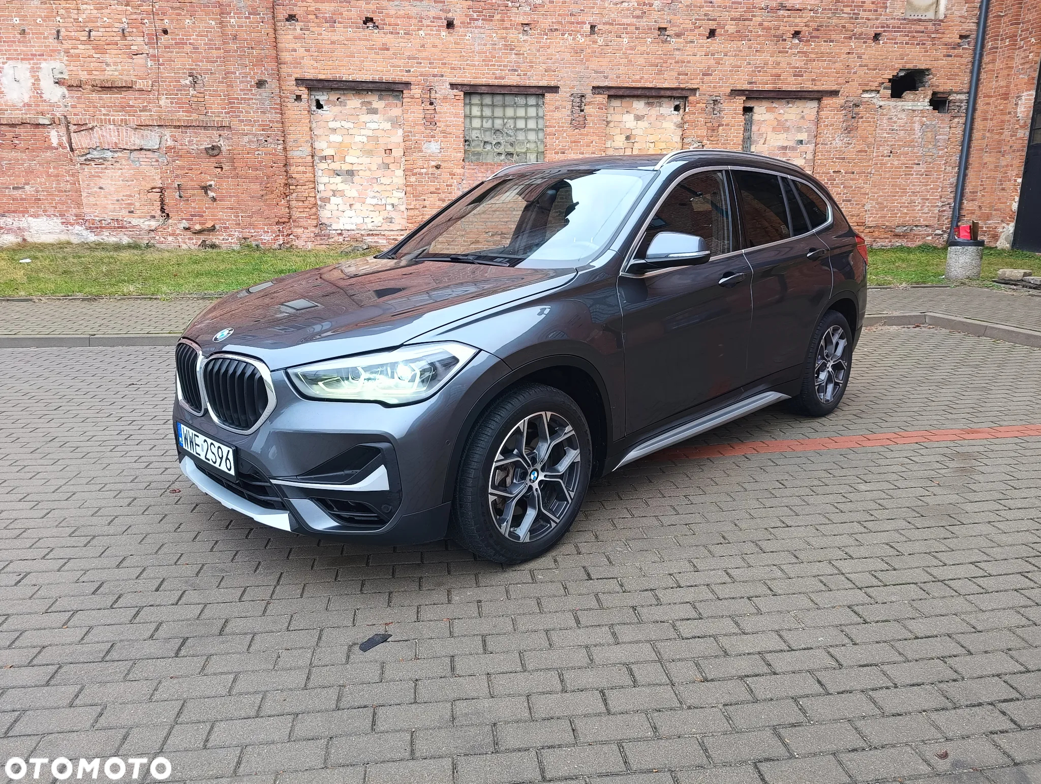BMW X1 xDrive25i Sport Line sport - 9