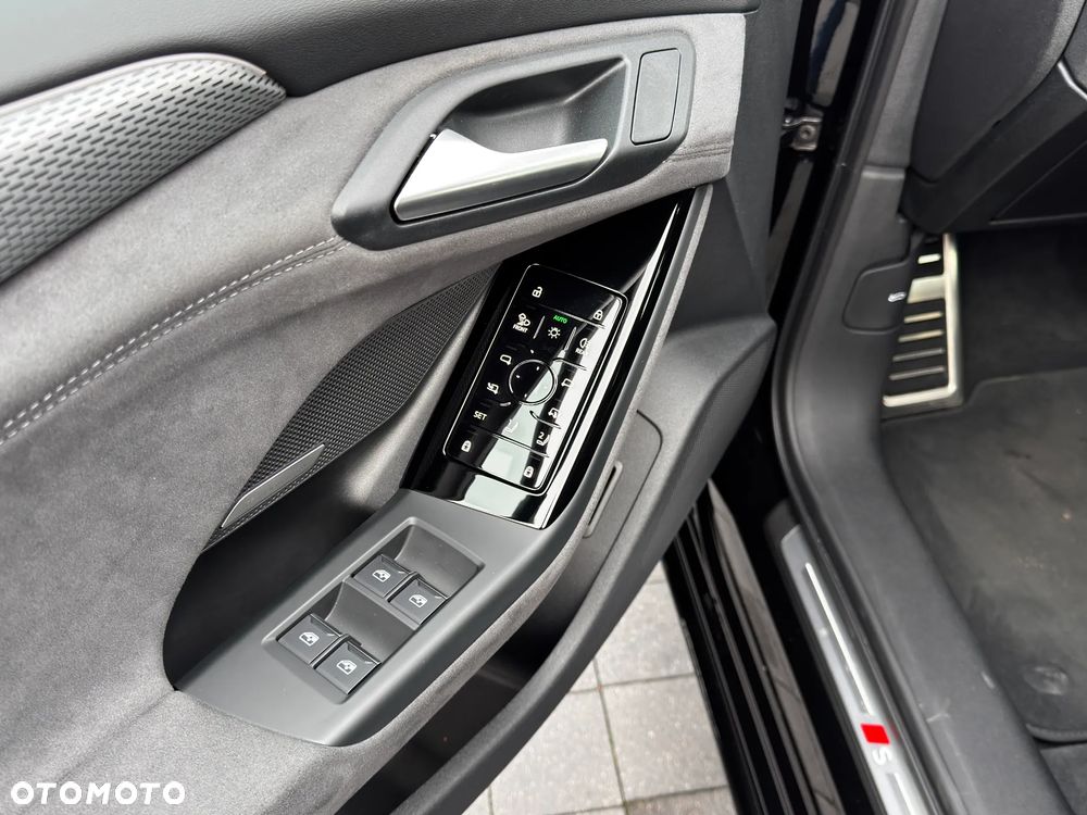 Audi A6 Avant e-tron Avant - 15