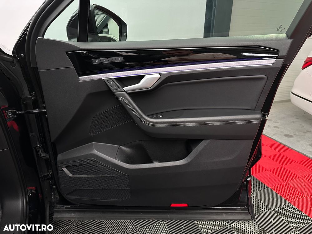 Volkswagen Touareg 3.0 V6 TDI 4Motion DPF Automatik R-Line - 24