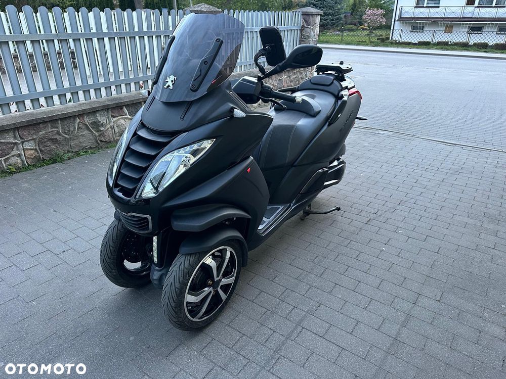 Peugeot Metropolis - 1