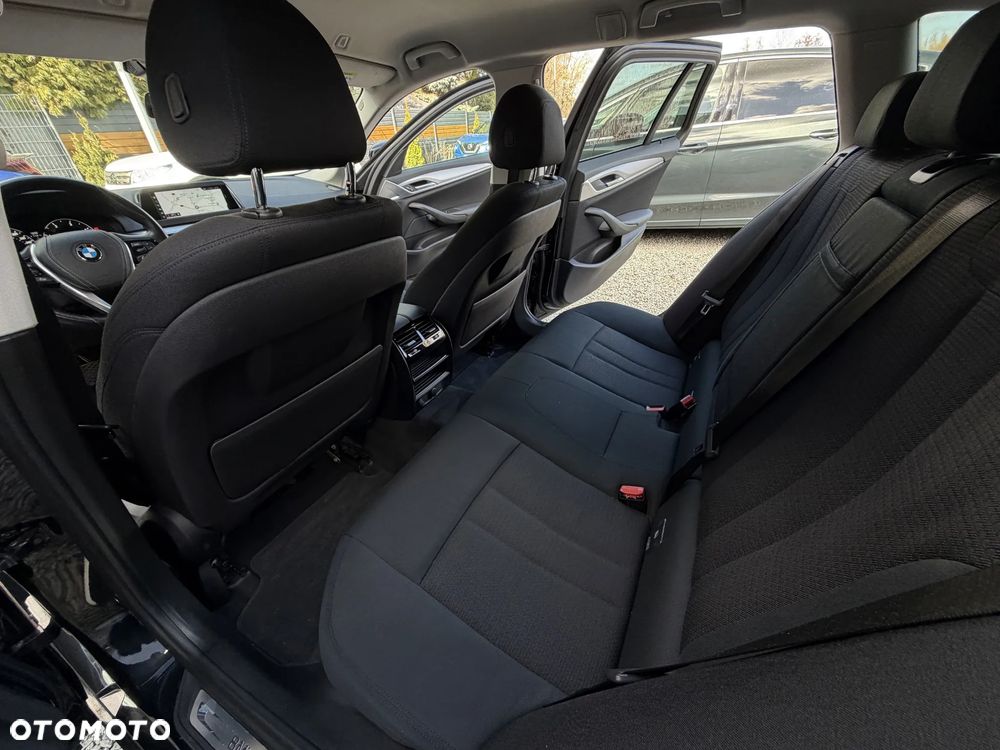 BMW Seria 5 520d - 21