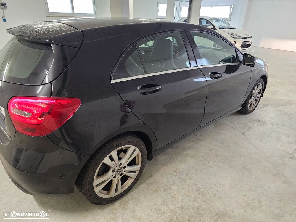 Mercedes-Benz A 180 d Fleet Pack Urban - 4