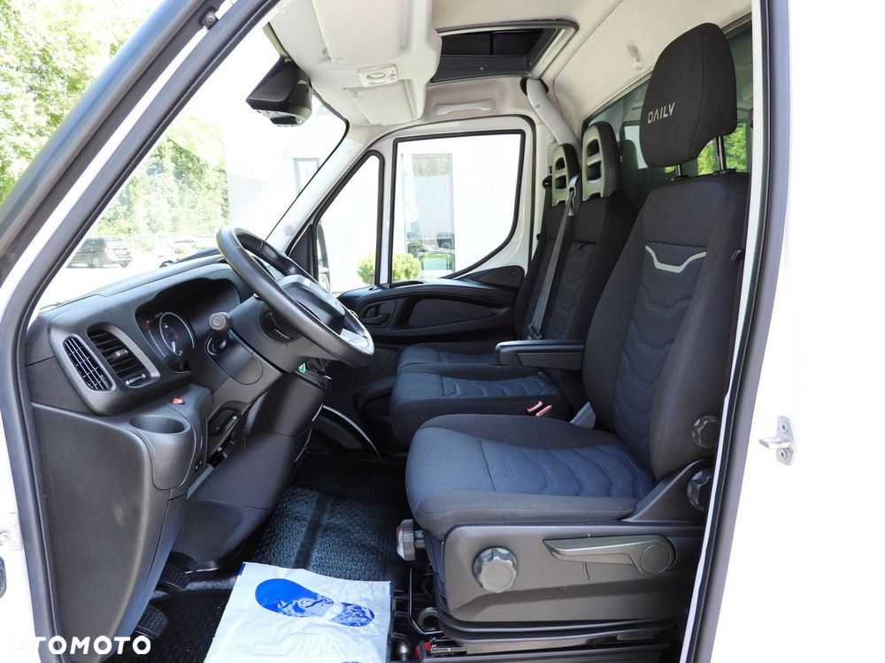 Iveco DAILY 35S18 PLANDEKA 10 PALET WEBASTO TEMPOMAT LEDY PNEUMATYKA KLIMATYZACJA  180KM - 30