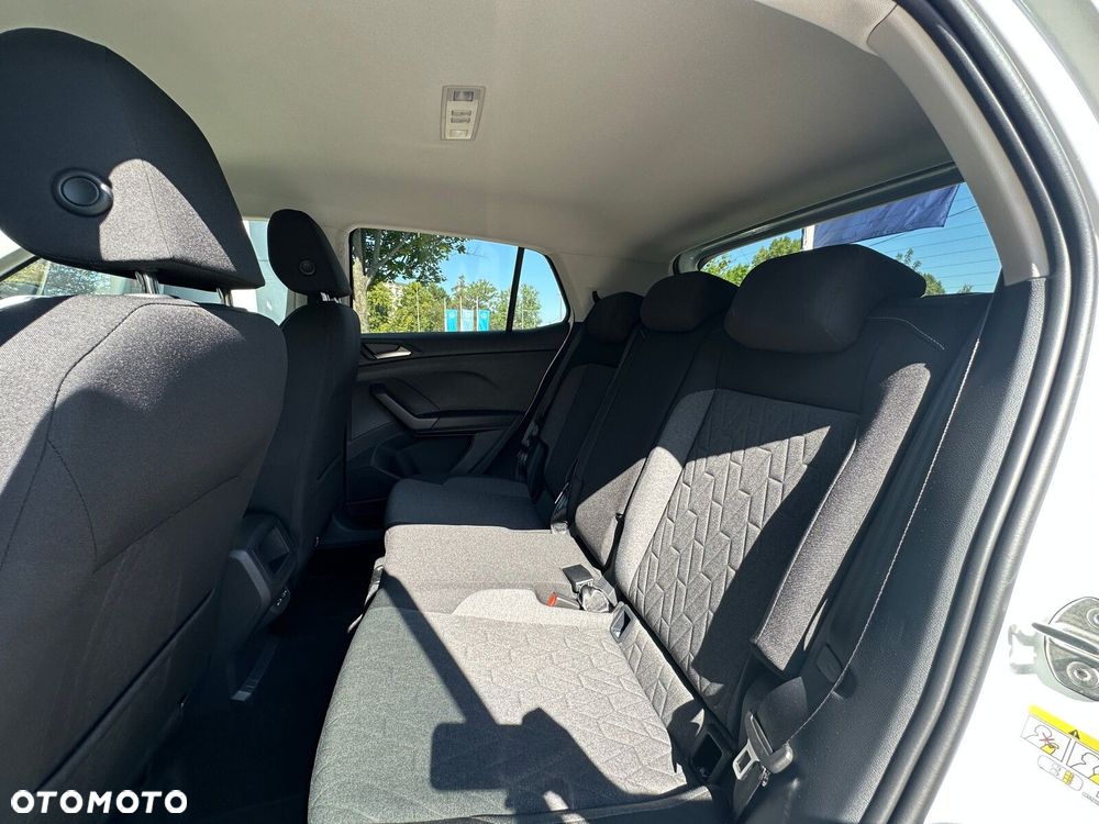 Volkswagen T-Cross 1.0 TSI Life Plus - 25